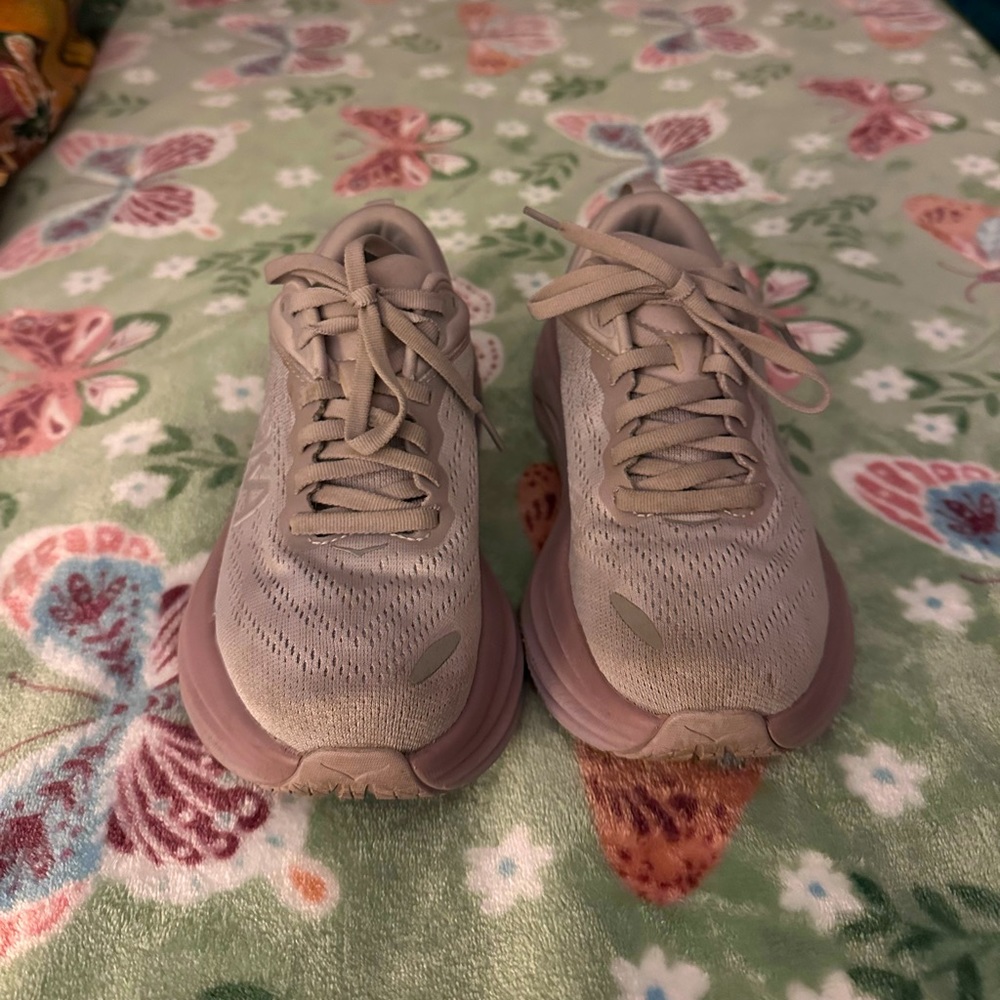 Hoka Bondi 8 Running Shoes